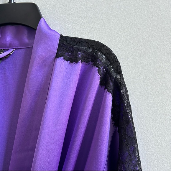 NWOT Victoria’s Secret Purple Black Luxe Collection Lace Trim Kimono Robe, XS/S - Picture 4 of 11